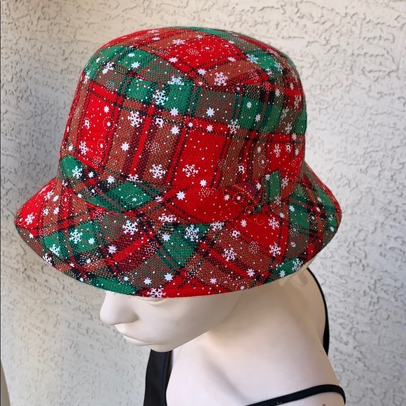 Christmas Hat - Picture 2 of 8